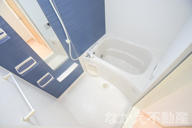 バス・シャワールーム　ゆったり過ごせるお風呂です