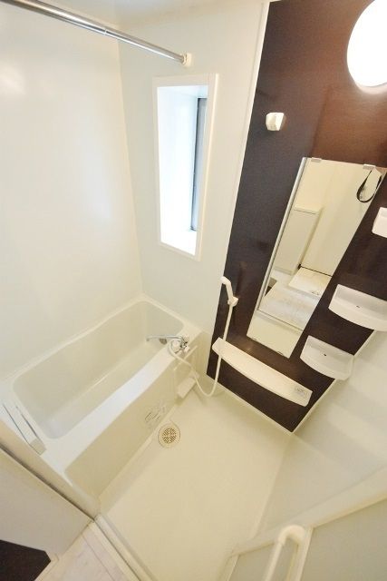 バス・シャワールーム　同物件別部屋