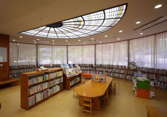 図書館　江東区立東陽図書館（図書館）まで655m