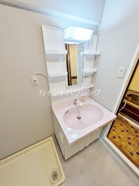 洗面設備　独立洗面台