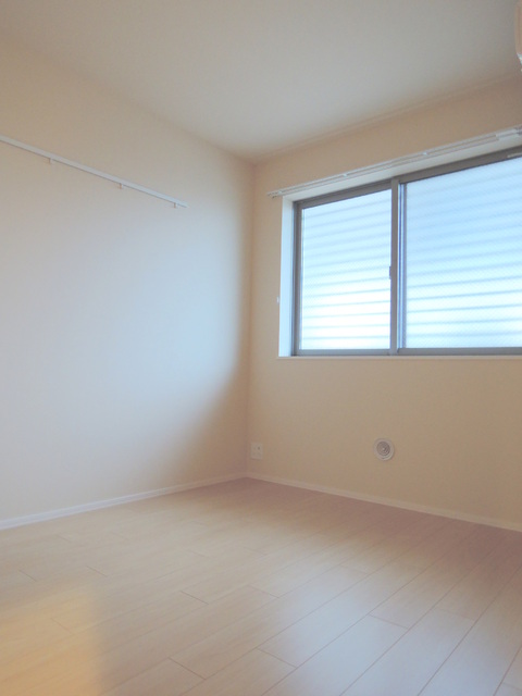 その他部屋・スペース　★洋室５．２帖★