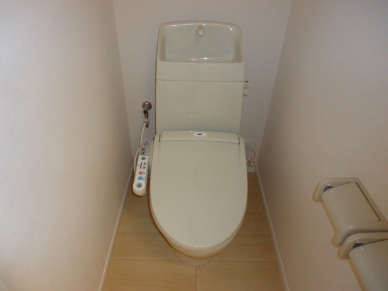 トイレ　図面と現状に相違がある場合には現状を優先