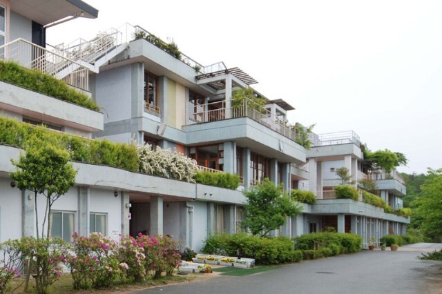 中学校　多治見市立多治見中学校（中学校）まで541m