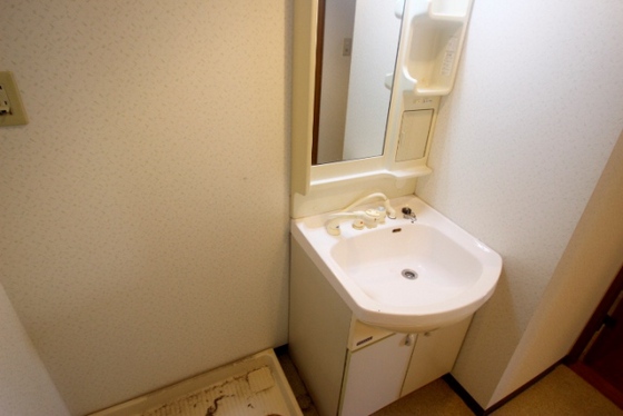 洗面設備　※別部屋の写真です