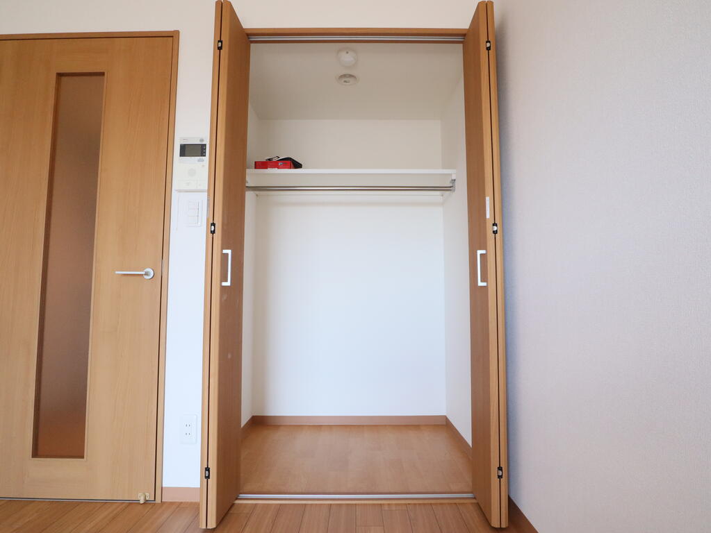 収納　クローゼット