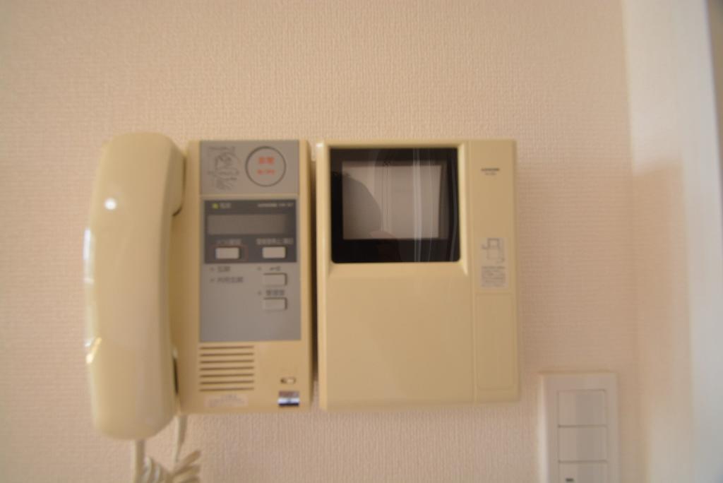 セキュリティ　カメラ付インターホン