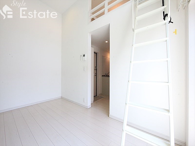 居室・リビング　内装