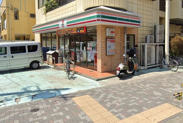 コンビニ　セブンイレブン荒川東尾久2丁目店（コンビニ）まで468m