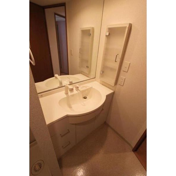 洗面設備　シャンプードレッサー