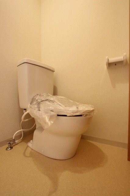 トイレ　別号室写真