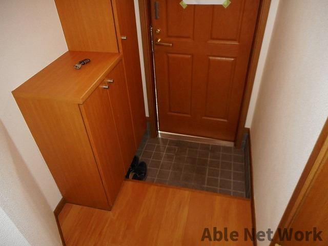 玄関　シューズボックス付き