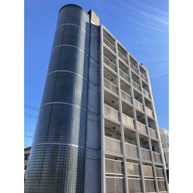 建物外観　西側外観