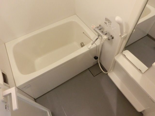 バス・シャワールーム　浴室乾燥機　追炊き機能付きバスルーム