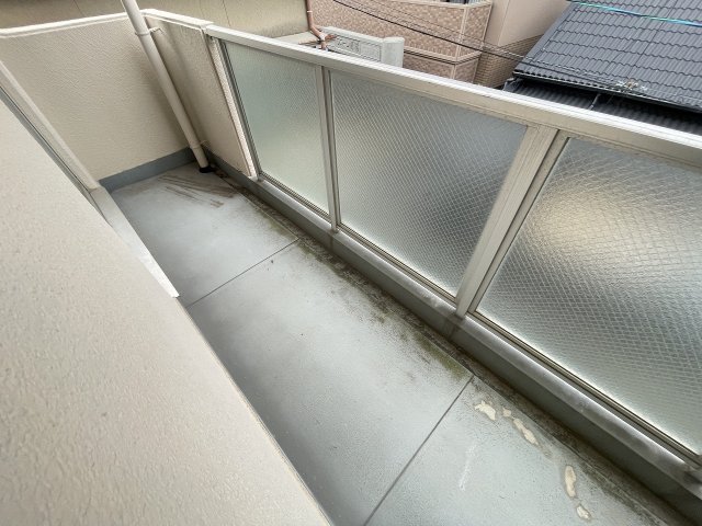 バルコニー　お洗濯にも便利なバルコニー付き