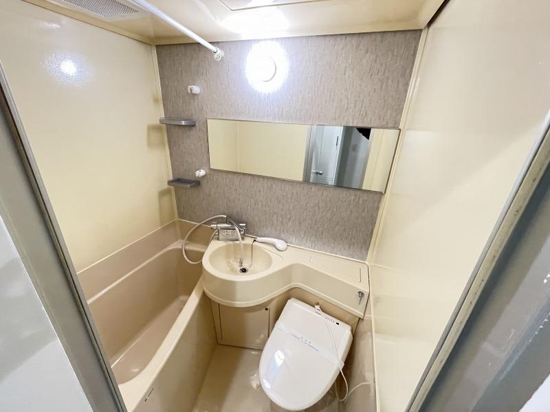 バス・シャワールーム　浴室