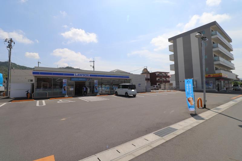 コンビニ　ローソン（コンビニ）まで600m