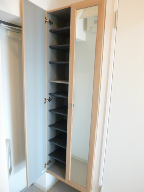 収納　シューズボックス