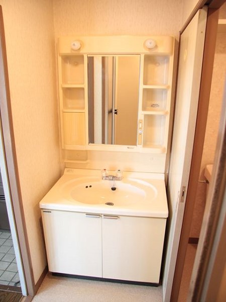 洗面設備　洗面化粧台