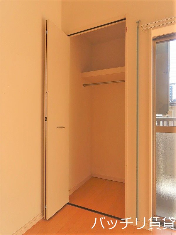 収納　別号室タイプの為、現状を優先致します。