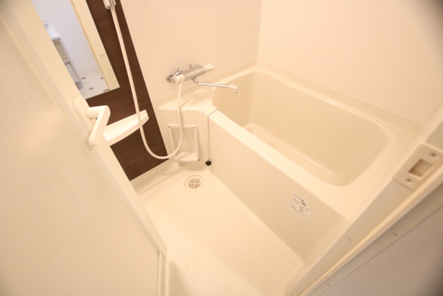 バス・シャワールーム　※別室の参考写真の為、現況優先です。