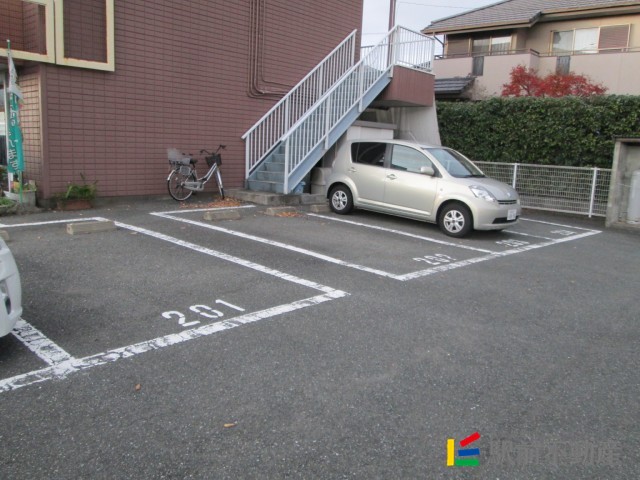 駐車場　駐車場の様子