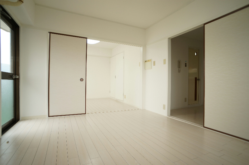 居室・リビング　※同建物・別号室の参考写真です★（実際のお部屋とは異なります