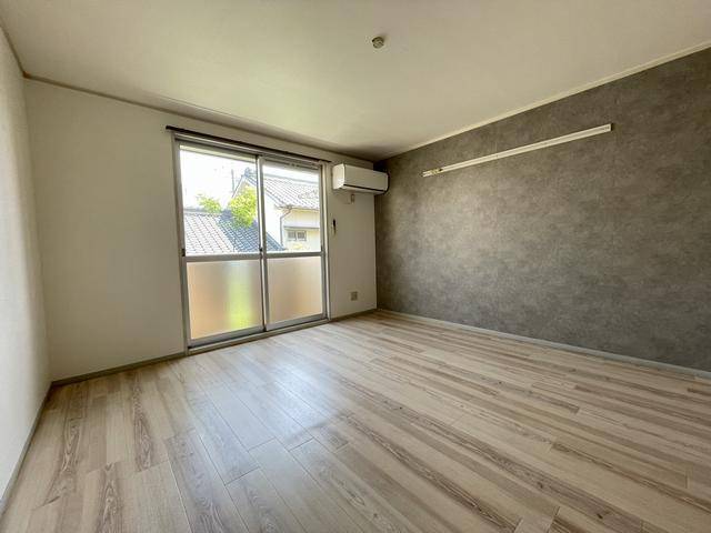 居室・リビング　８帖のお部屋です。