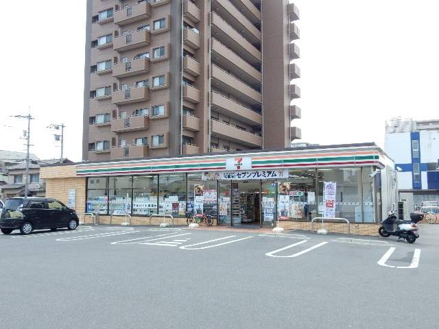 コンビニ　セブンイレブン　バイパス豊成店（コンビニ）まで400m