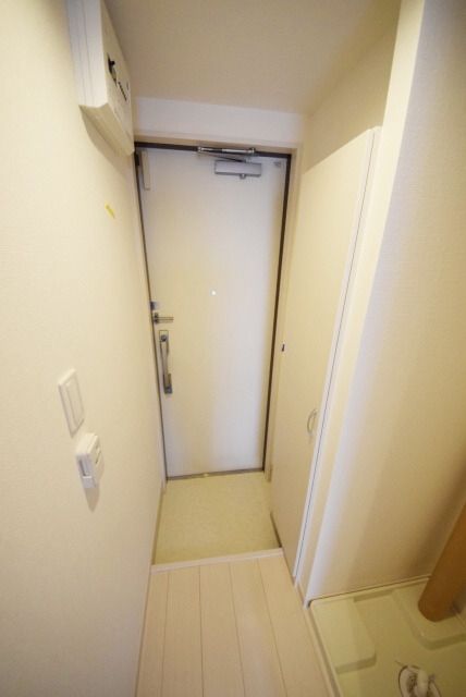 玄関　★ＳＥＣＯＭ搭載のセキュリティ住宅★