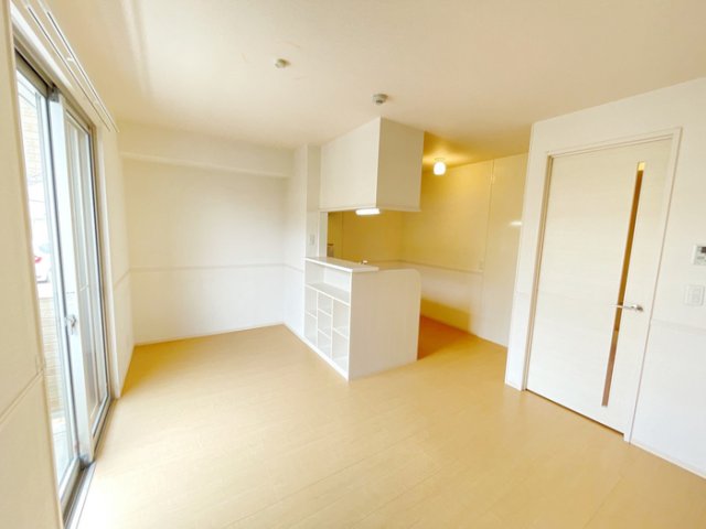 居室・リビング　他社様掲載物件もまとめてご紹介、ご案内可能です(^^)/