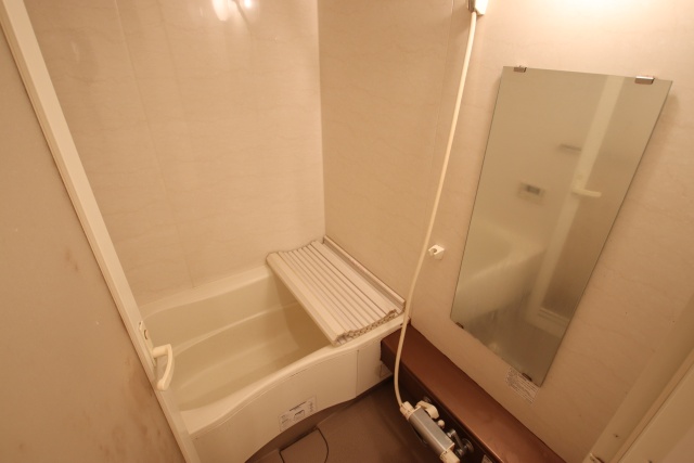 バス・シャワールーム　※別室の参考写真の為、現況優先です。