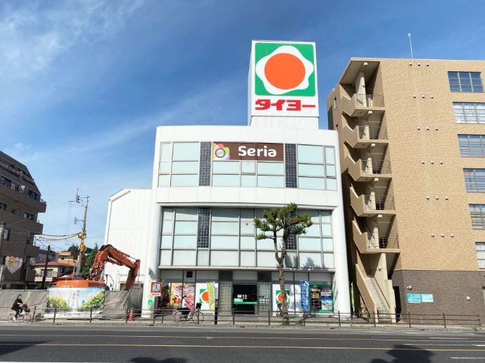 スーパー　しろやま（スーパー）まで411m