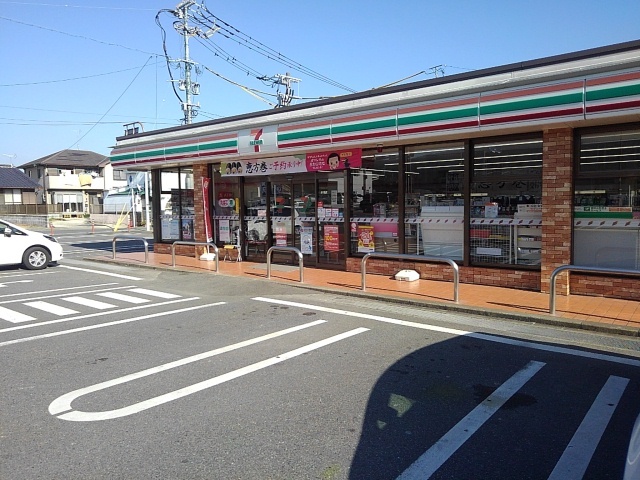 コンビニ　セブンイレブン鳥栖宿町店（コンビニ）まで580m
