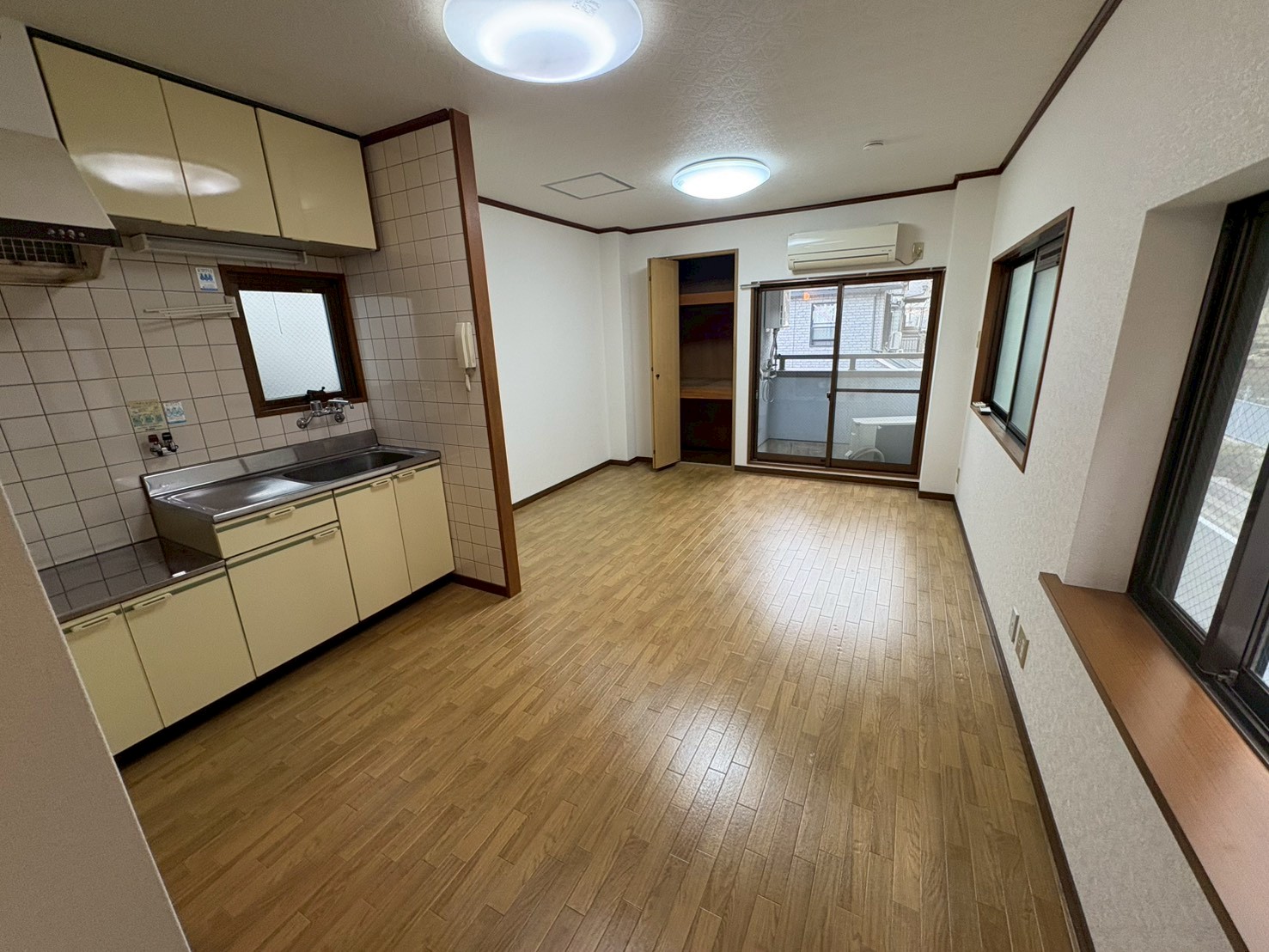 居室・リビング　洋室