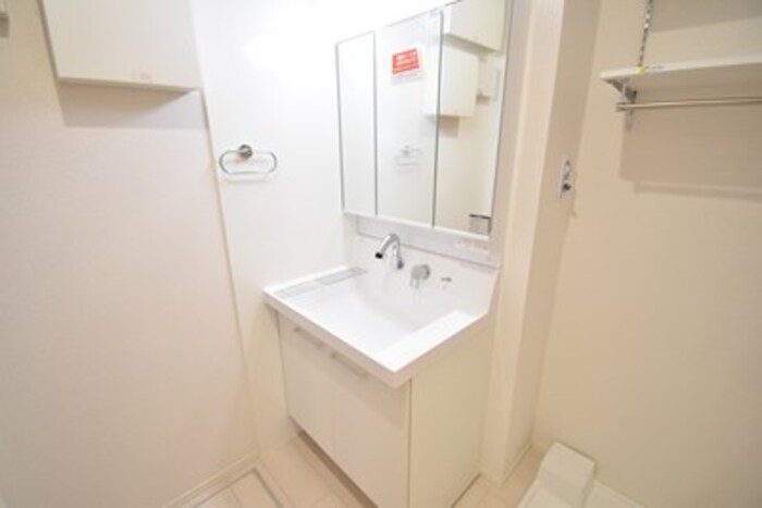 洗面設備　洗髪洗面化粧台