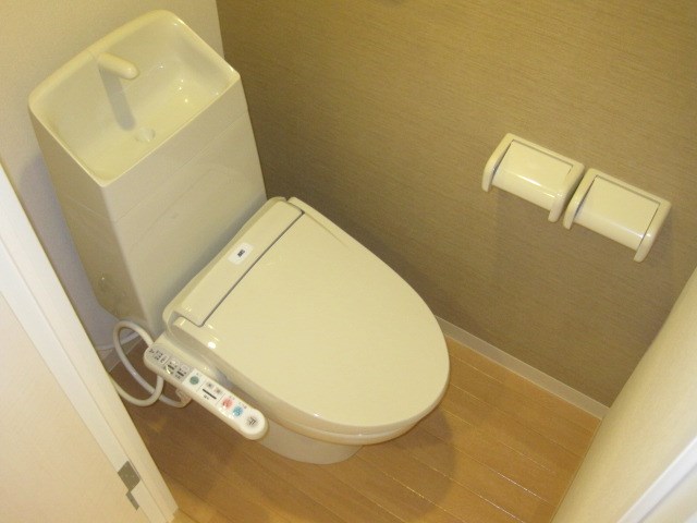 トイレ　同型タイプ