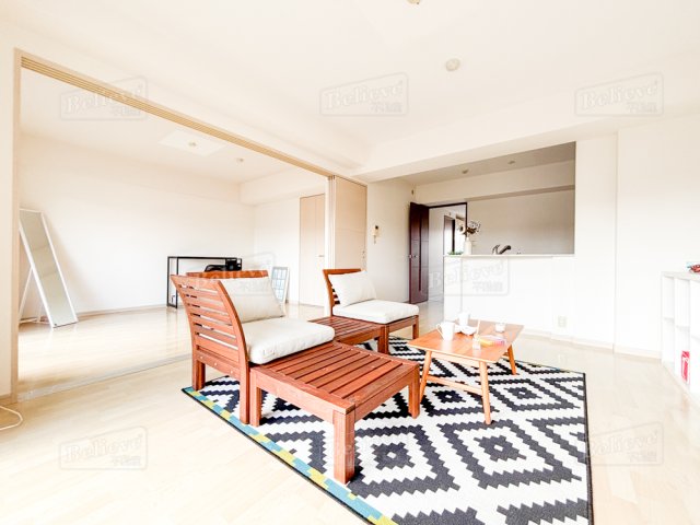 居室・リビング　広いリビングです☆