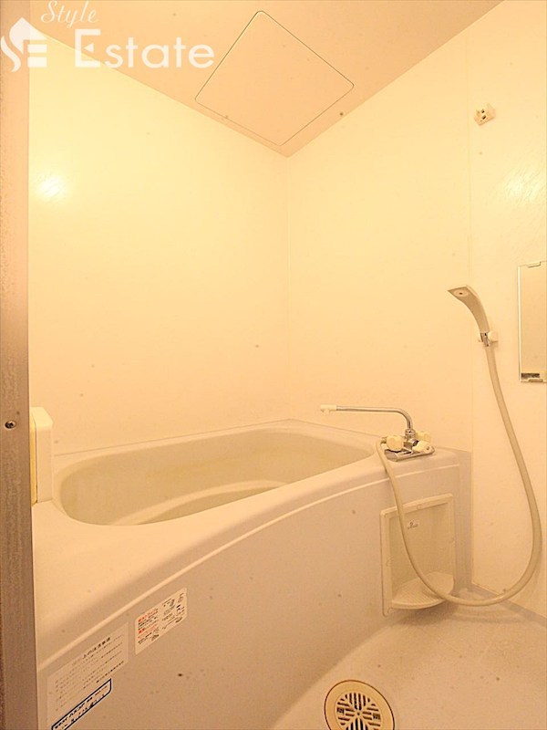 バス・シャワールーム　バスルーム