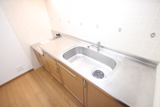 キッチン　※別号室の写真です