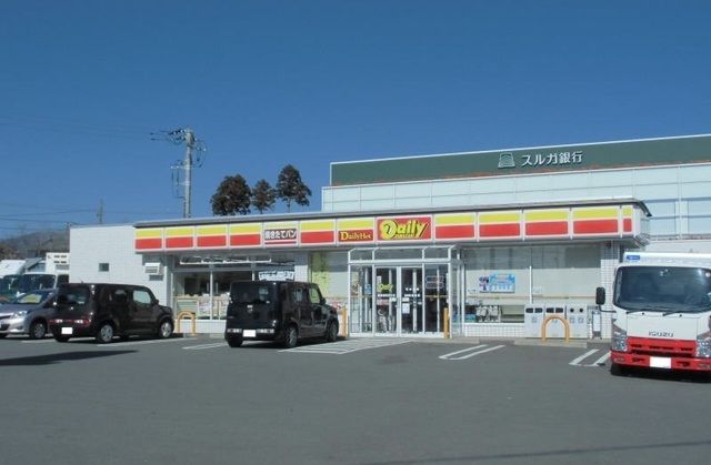 コンビニ　デイリーヤマザキ御殿場東田中店（コンビニ）まで120m