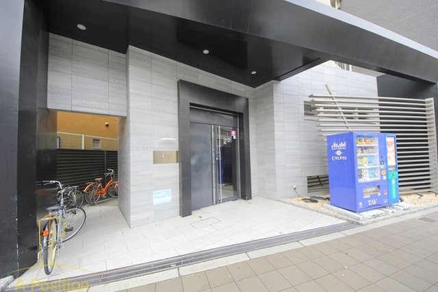 エントランス　レジュールアッシュ福島