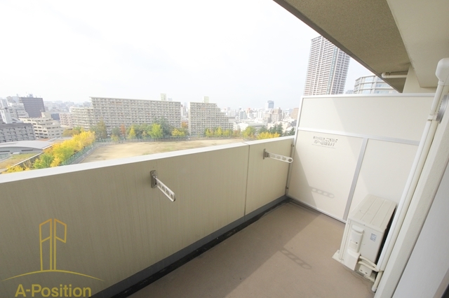 バルコニー　レジュールアッシュ福島