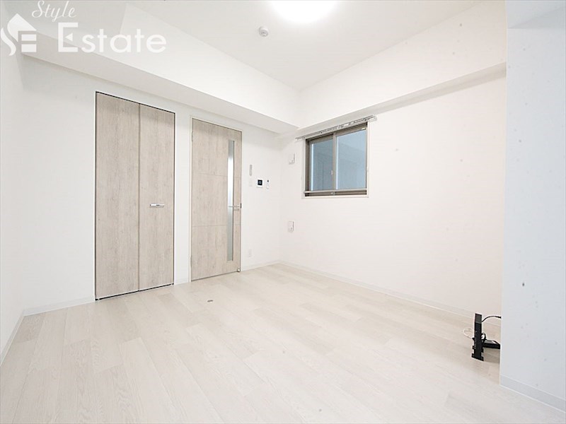 居室・リビング　内装