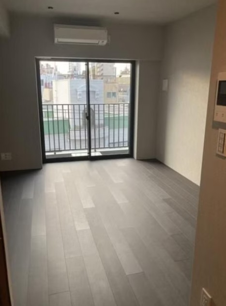 居室・リビング　※別部屋参考写真