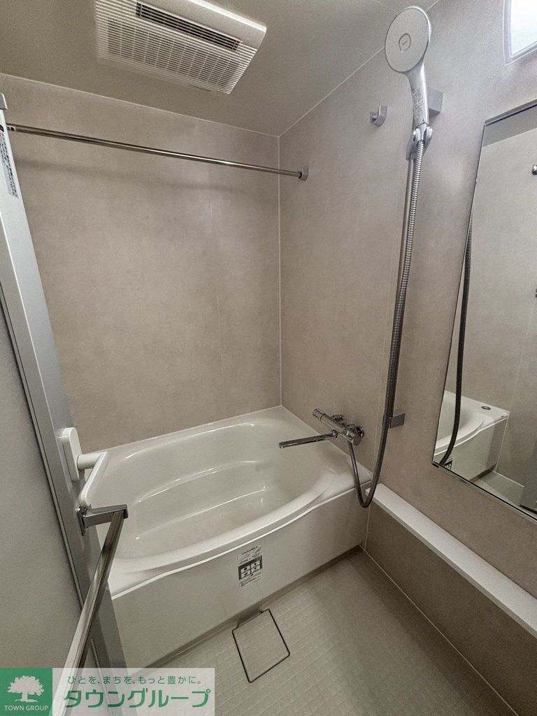 バス・シャワールーム　バス