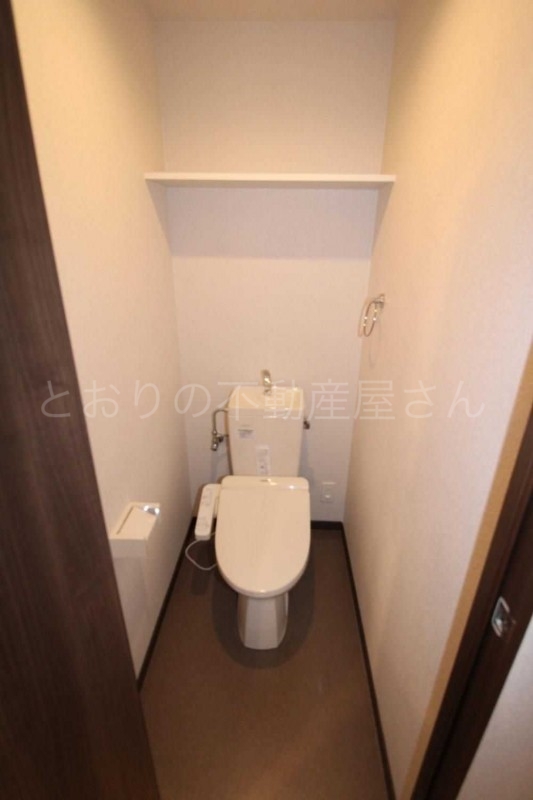 トイレ　ウォシュレット付きトイレ