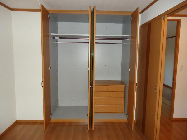 収納　洋室収納