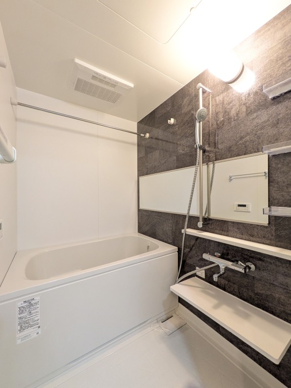 バス・シャワールーム　Caisse大橋