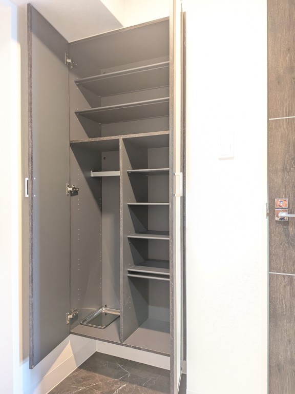 収納　Caisse大橋