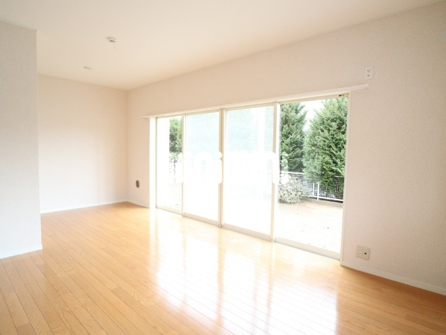 居室・リビング　１２．５帖リビング